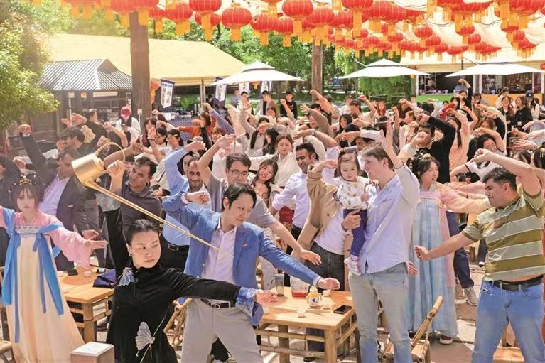 紧扣时代发展与市场就业导向